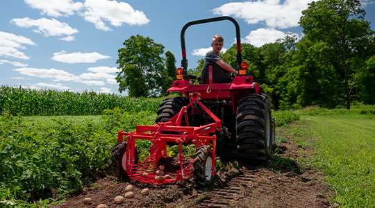 Tow-Behind Design with rear discharge Feature Image